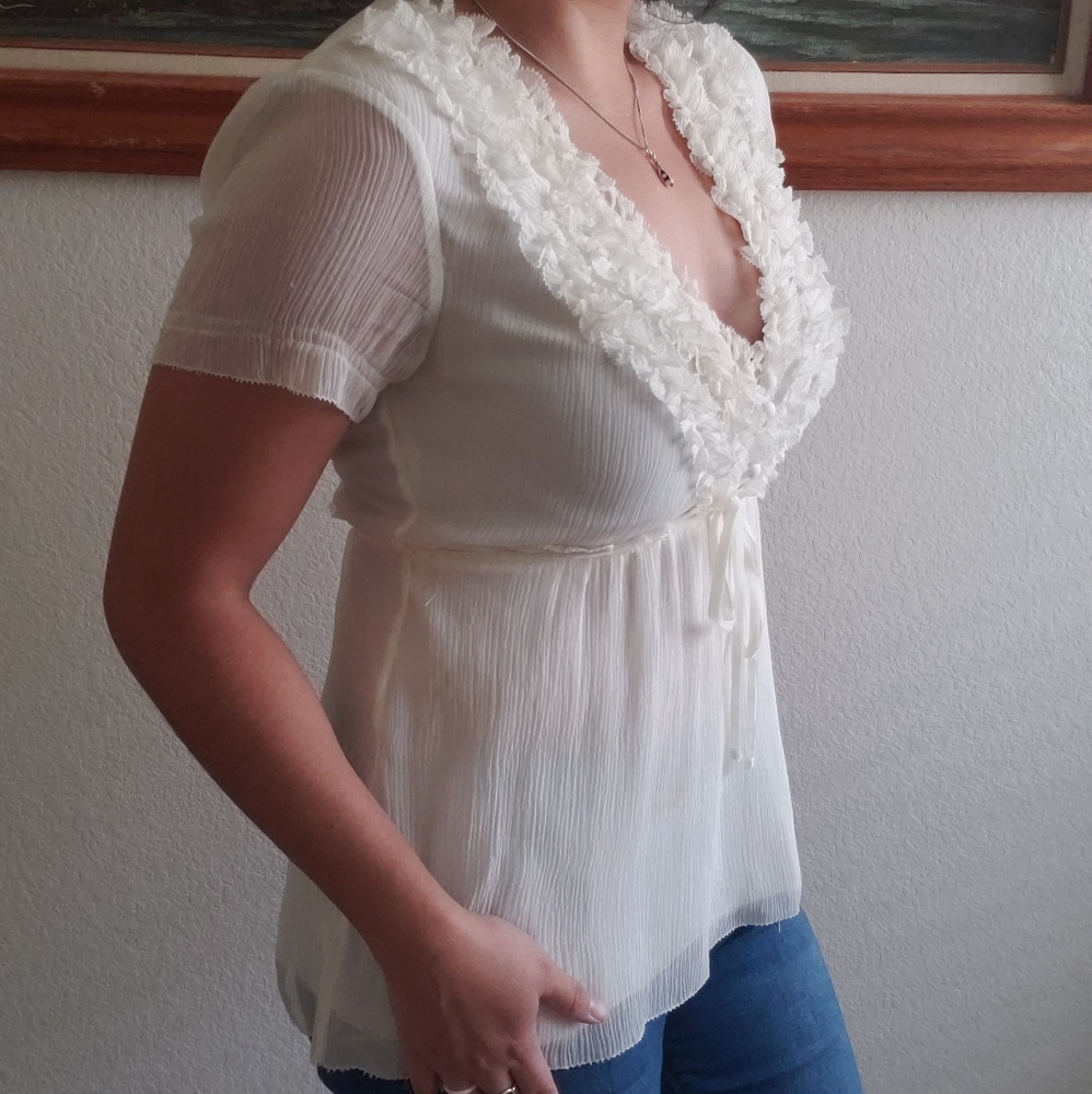 J. Crew 100% Silk Ruffled Cream Top Size 4